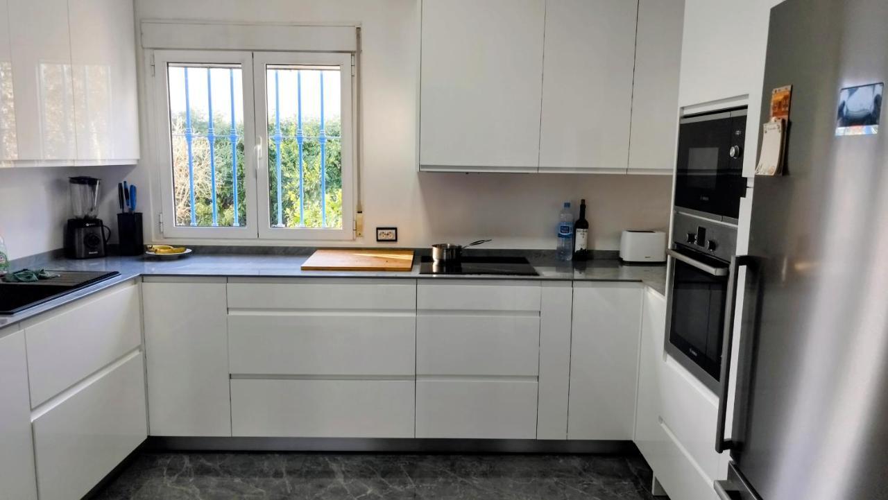 Villa With Private Pool, Bbq, Fitness Center & Sauna San Vicente Raspeig Екстер'єр фото